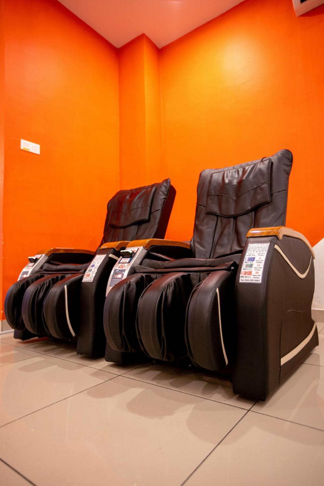 1 Orange Hotel Klia & Klia2 Sepang Exterior photo